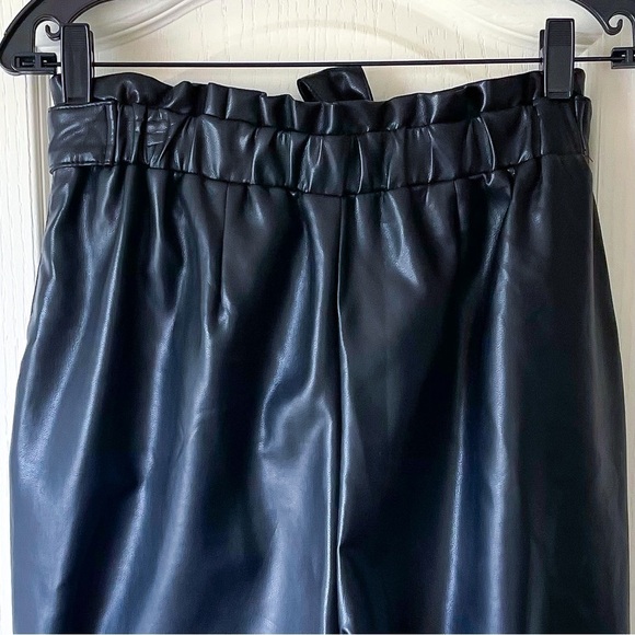 Avec Les Filles Faux Leather Paperbag Pants Belted Black Cropped M EUC - Picture 7 of 7